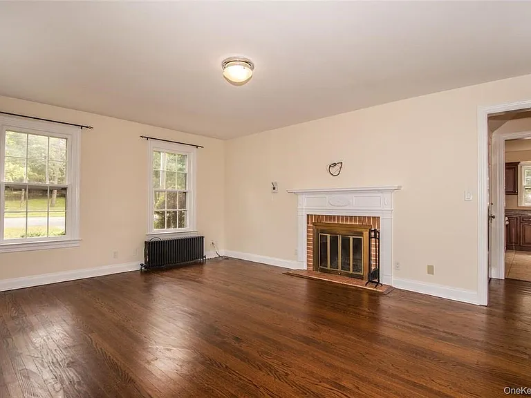 227 N Main St #1 — Photo 8