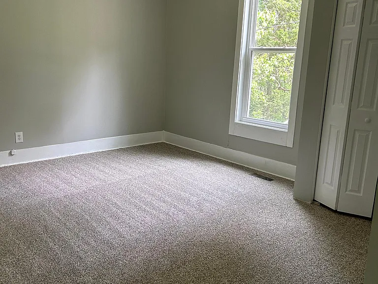 10401 N Bunkerhill Rd — Photo 8