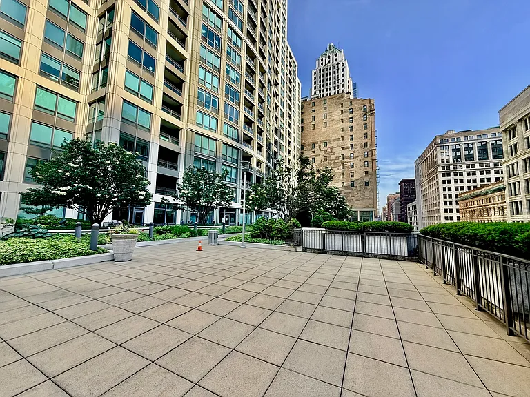 130 N Garland Ct #2110 — Photo 34