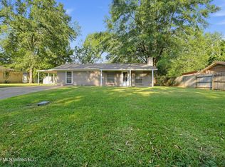 109 Skylane Dr, Pearl, MS 39208