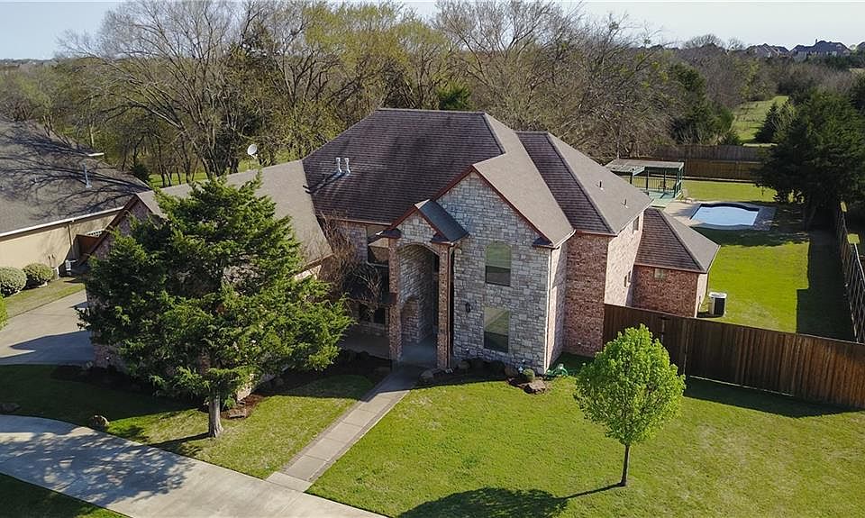 1st image of 8250 Glen Eagles Dr