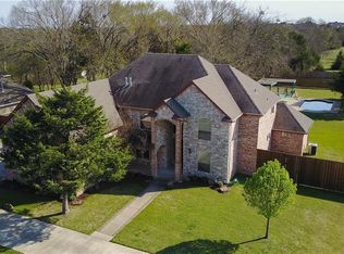 8250 Glen Eagles Dr, Ovilla, TX 75154