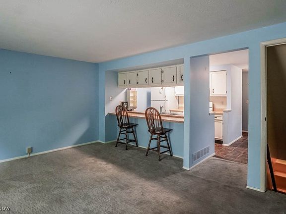 5th image of 3888 Lake Run Blvd