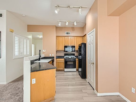 5th image of 10245 S Maryland Pkwy Unit 228