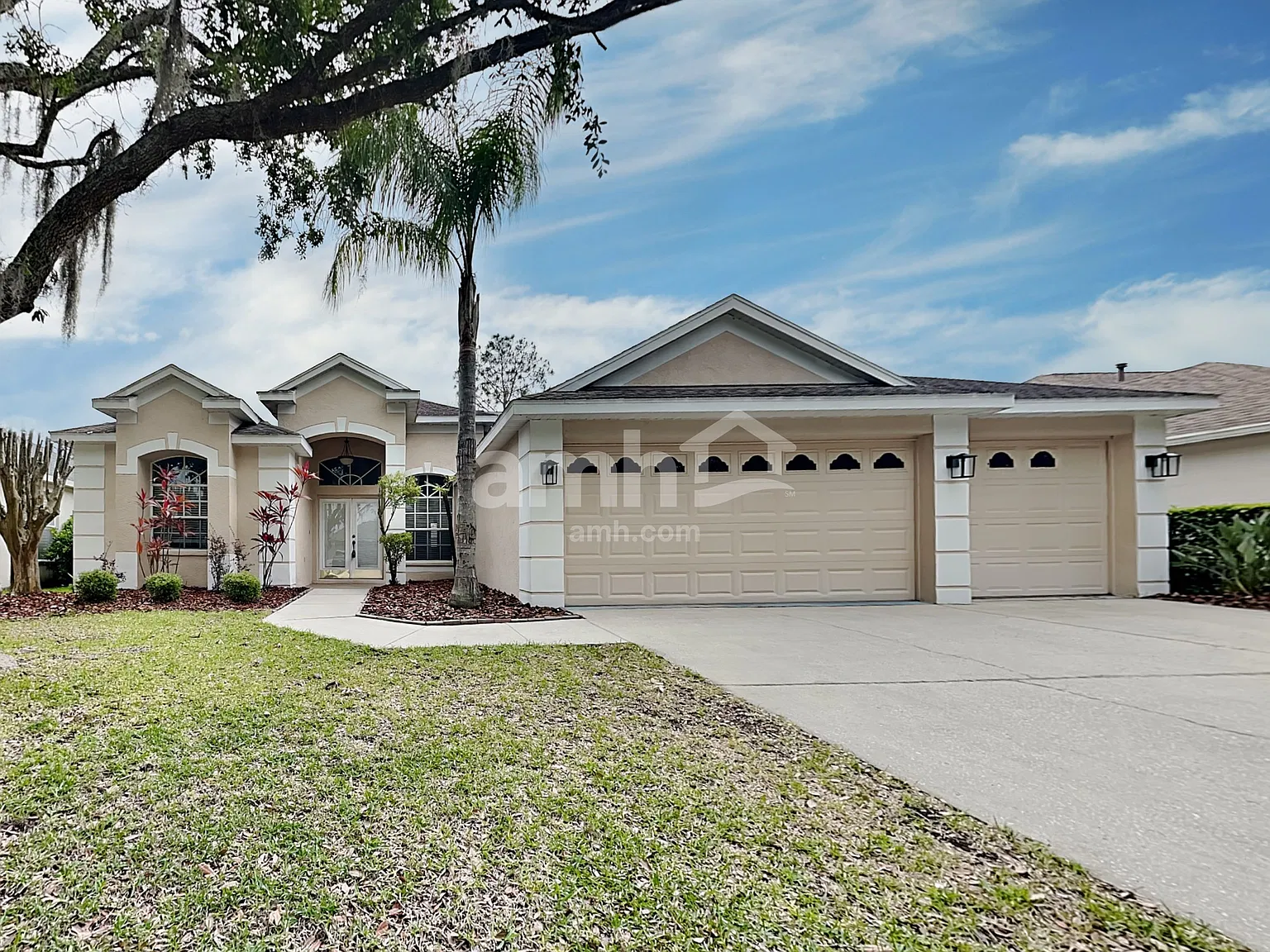 4 bed, 3.0 bath, 2321 sqft, $2,820 — Photo 1