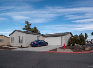 1220 SW Monkshood Ln, Redmond, OR 97756