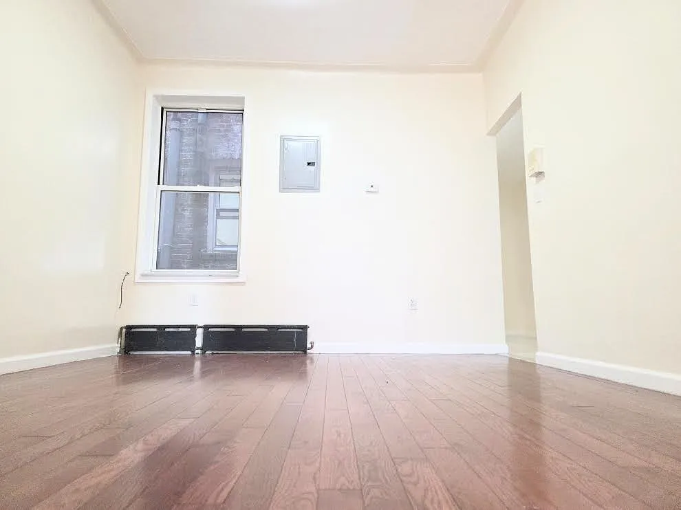 6711 Fifth Avenue — Photo 3