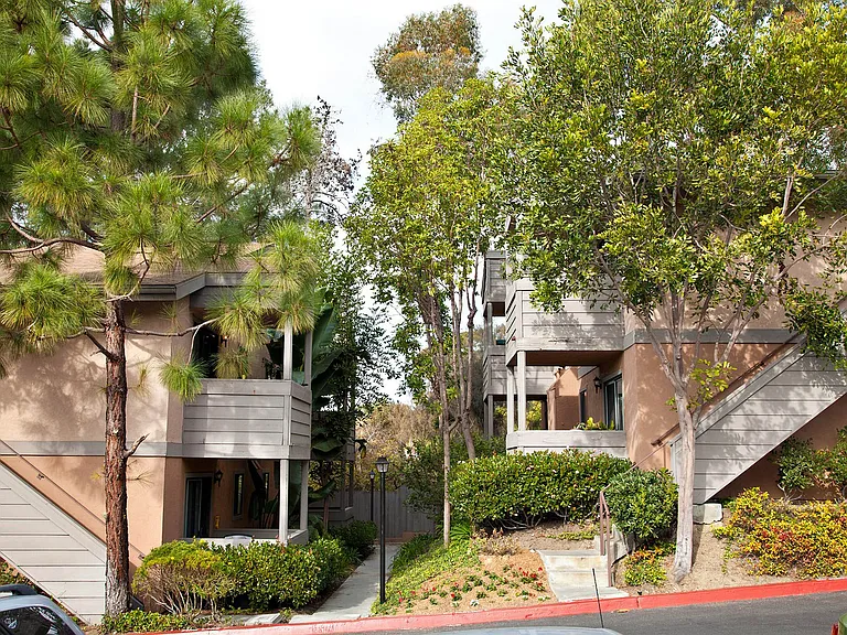 Elan Quail Pointe Apartment Homes — Photo 8