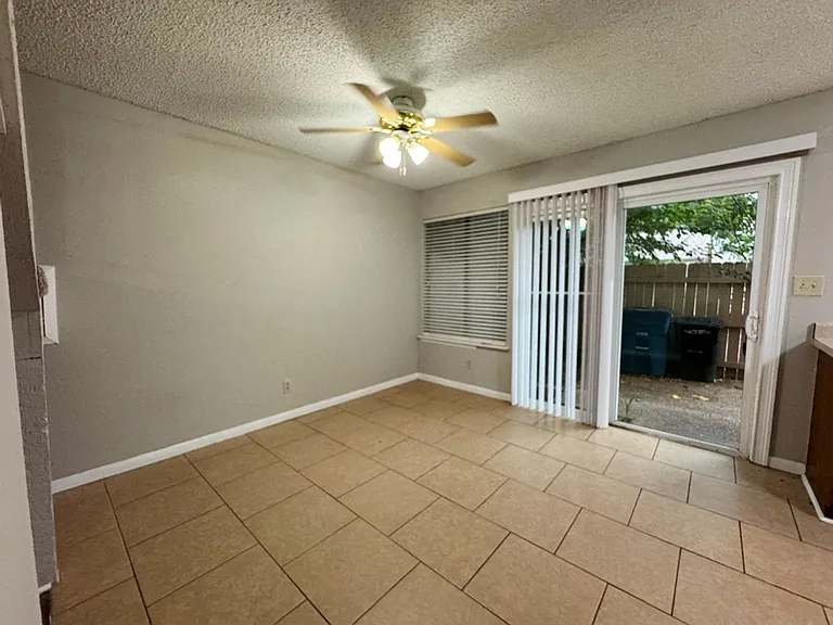 9502 Quail Village Ln — Photo 14