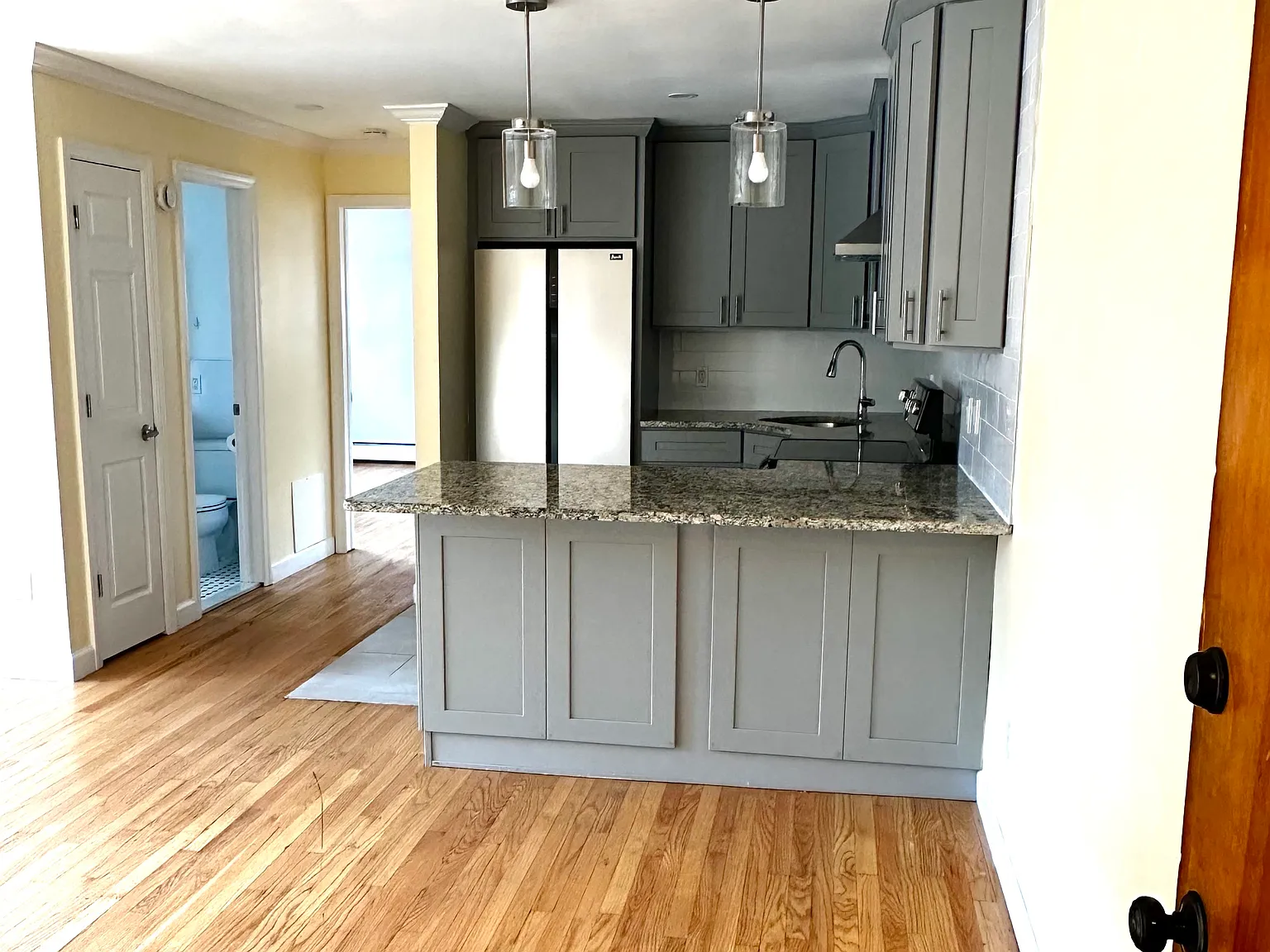 1 bed, $1,675 — Photo 4