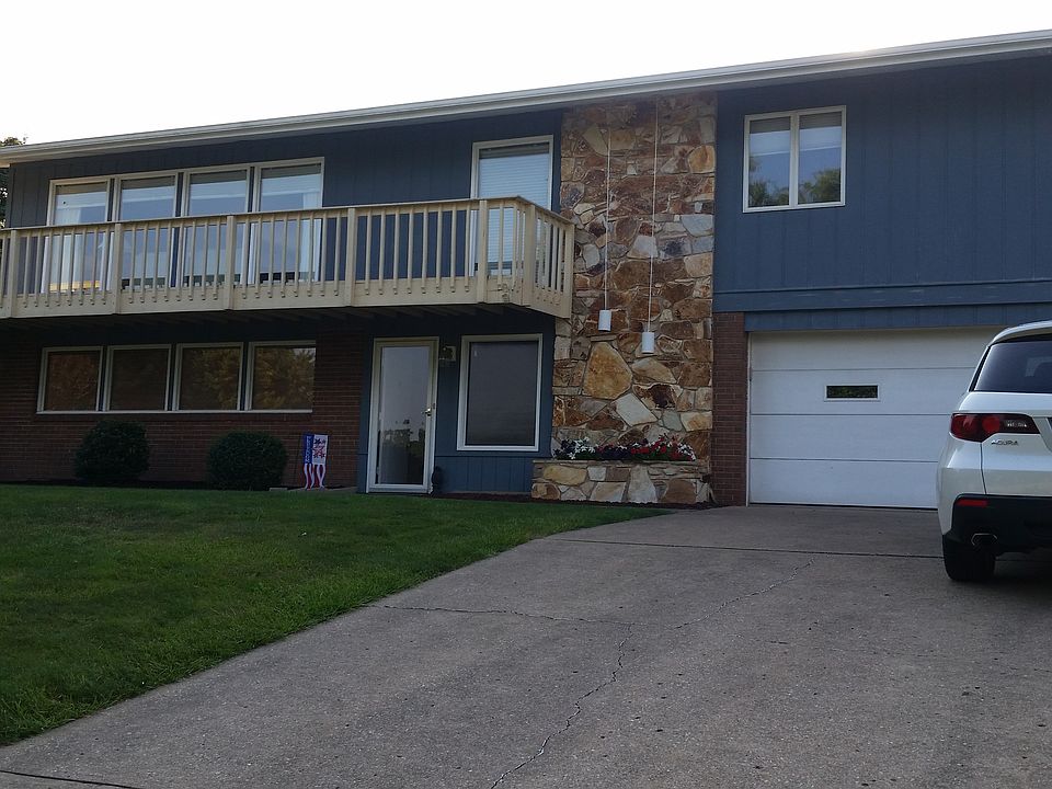 1st image of 66528 S Greenbrier Dr