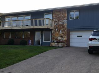 66528 S Greenbrier Dr, Saint Clairsville, OH 43950