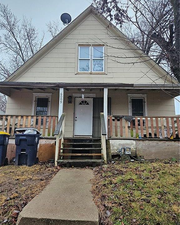 1st image of 6009 E 10th St
