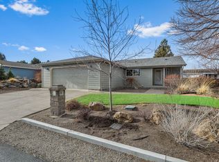 2325 NE Wintergreen Dr, Bend, OR 97701