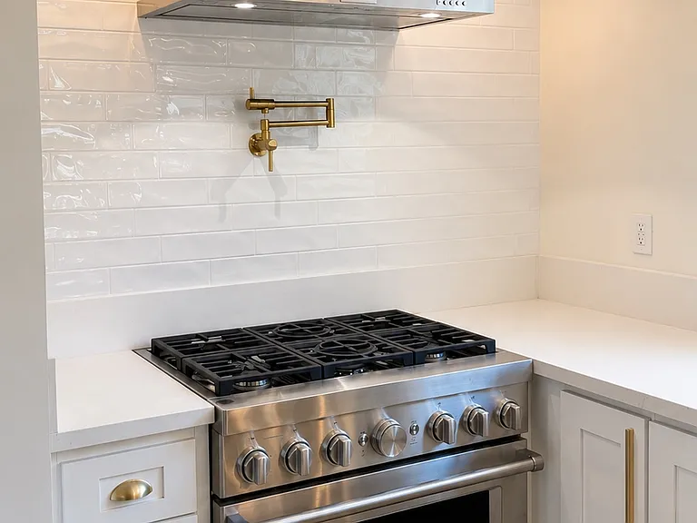 830 Oakdale Ave — Photo 3