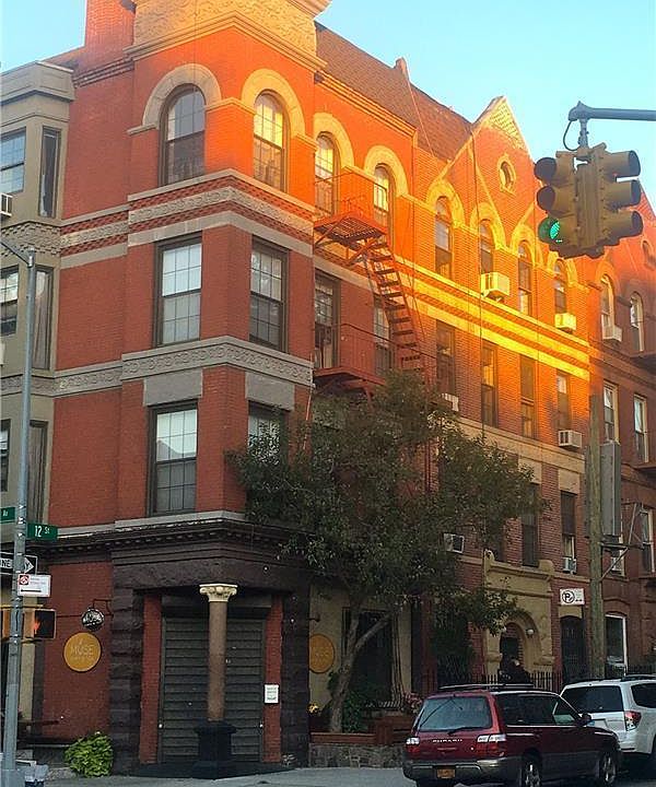 1st image of 349 12th St #1F