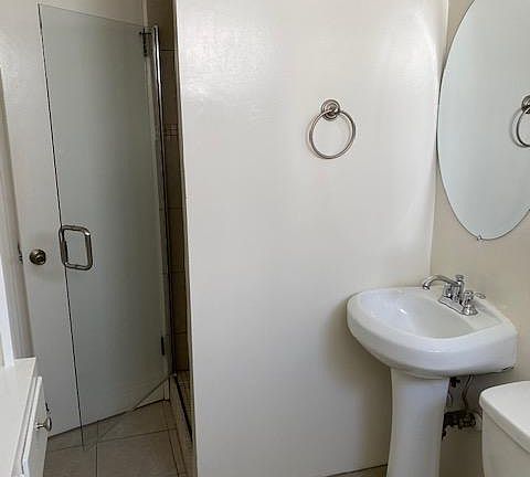 5th image of 1335 N Detroit St #206