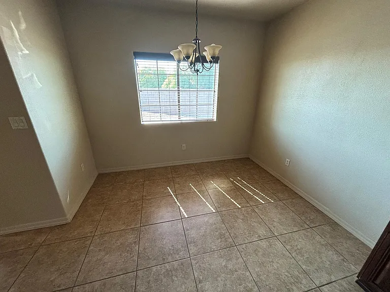 1427 N Avenida Serenidad Ave — Photo 7