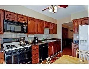 3rd image of 404 Elizabeth Dr #B