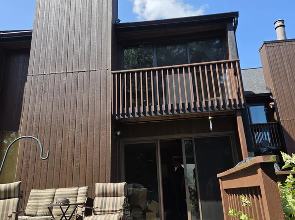 4806 Smoketalk Ln, Westerville, OH 43081