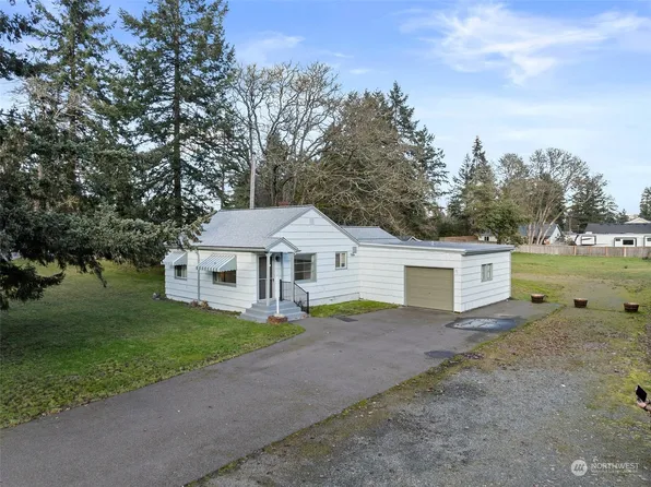 8419 Meadow Road SW, Lakewood, WA 98499