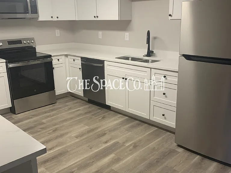 1118 Gunn Ave #B — Photo 7