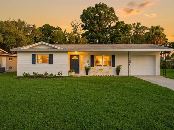 2048 Jefferson Ave, Dunedin, FL 34698