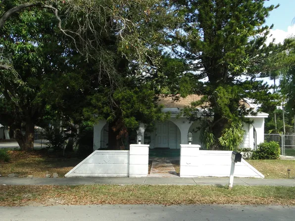 5891 SW 62nd St, Miami, FL 33143