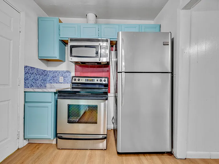 7328 Denmark Ave — Photo 9