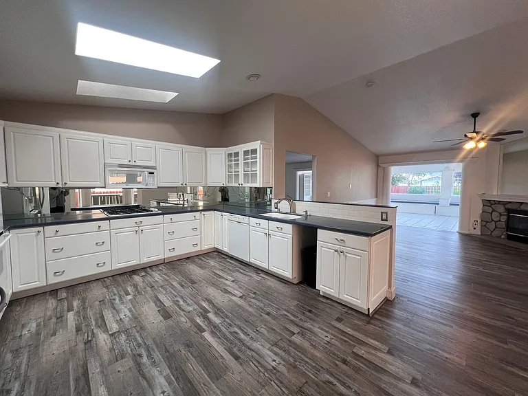 1692 Lantana Dr — Photo 19