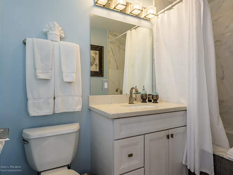 416 Louisa St — Photo 14