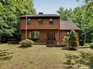 9 Old Country Road, Oxford, CT 06478