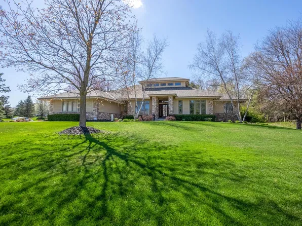 605 North Ponderosa DRIVE, Hartland, WI 53029