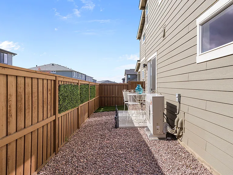 3722 NE Petrosa Ave — Photo 29