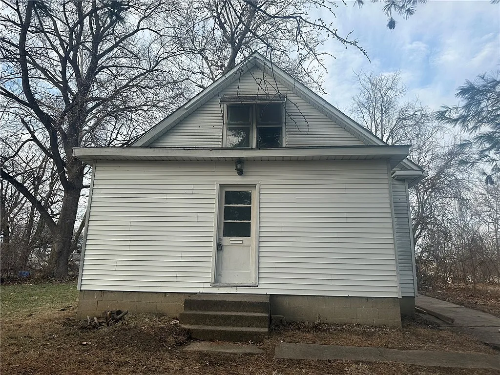1816 E Johns Ave photo 1