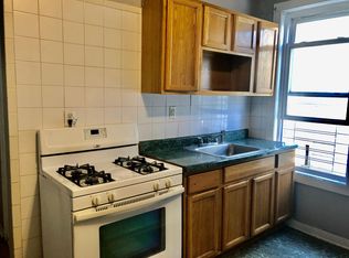 140 5th St APT 5, Elizabeth, NJ 07206