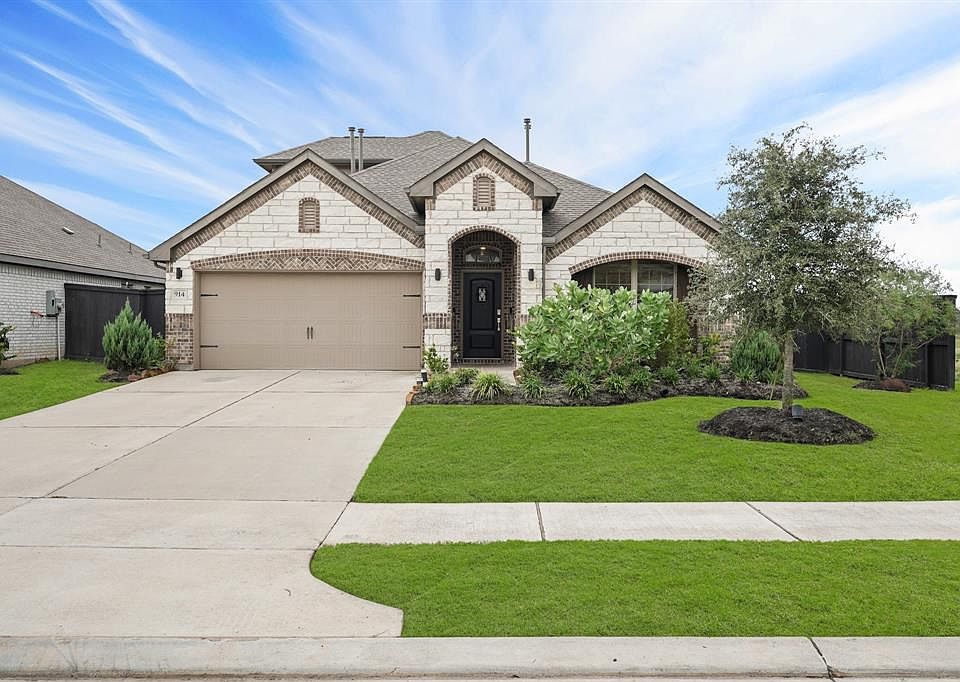 1st image of 914 Vidalia Onion Drive