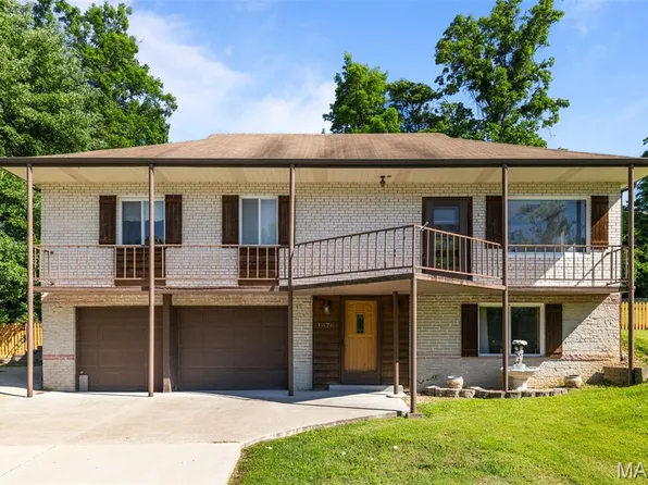 1876 Westbourne Way, Fenton, MO 63026