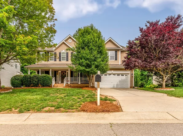 201 Quarryrock Rd, Holly Springs, NC 27540