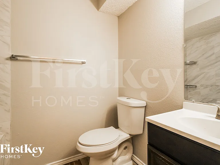 1205 Timber Valley Dr — Photo 13
