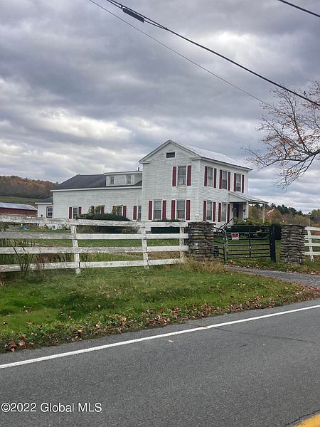 2nd image of 944 Eaton Corners Road