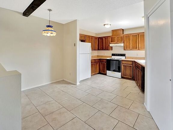 4th image of 4331 E Fairmount St Unit 2