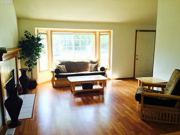 2nd image of 5255 SE Winsor Ct