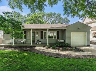 4207 W 62nd Ter, Fairway, KS 66205