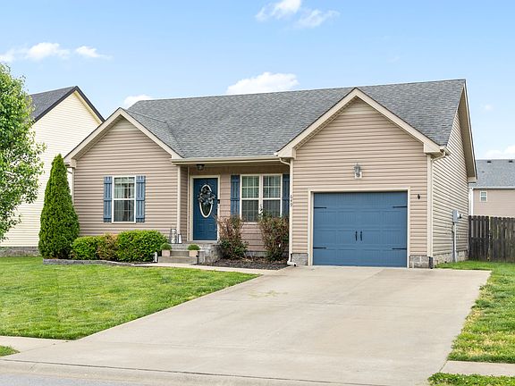 3rd image of 649 Fox Hound Dr