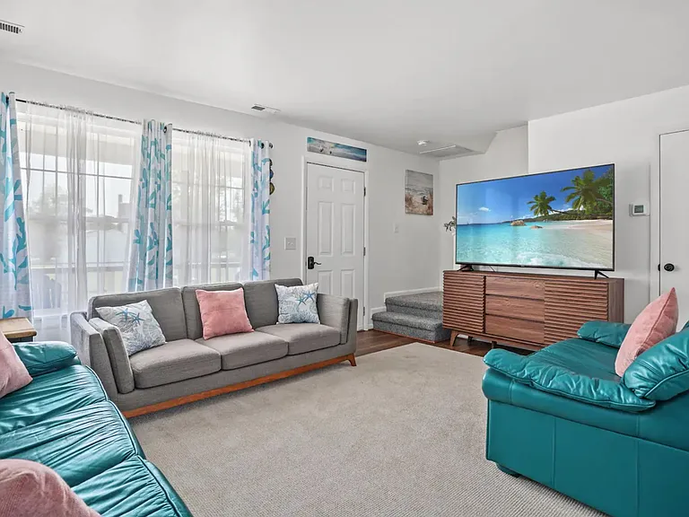 5214 Woody Ln — Photo 6