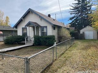 703 W 3rd St, Alturas, CA 96101