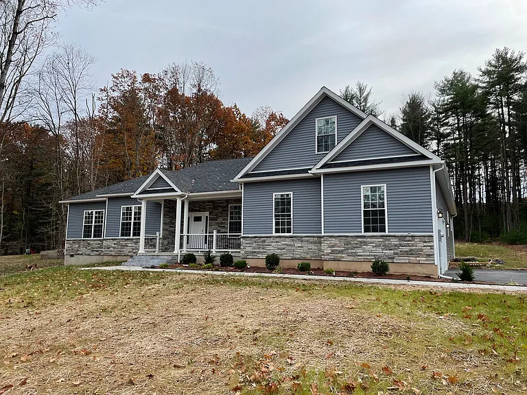 1436 Astolat Rd — Photo 1