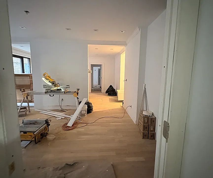 1st image of 115 E 82nd St #1CD