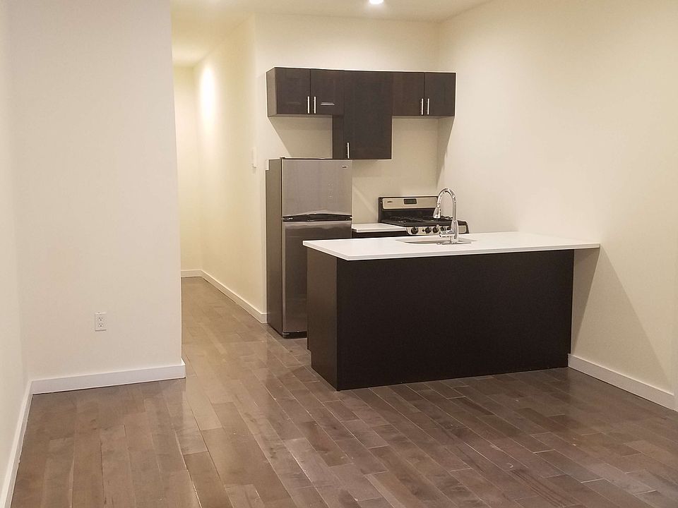 1st image of 11640 Park Ln S APT B1